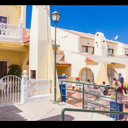 Luxury Fronte Piscina Mareverde A&v * Costa Adeje (Tenerife)